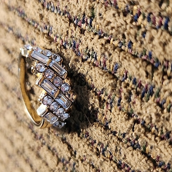 Ring - Picture 4 of 4